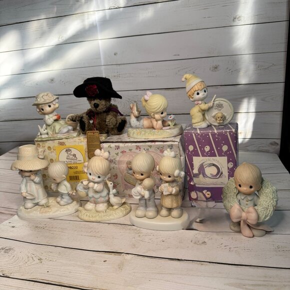 Bundle of 8 Precious Moments and 1 Bear for @ldav571 - Picture 1 of 10